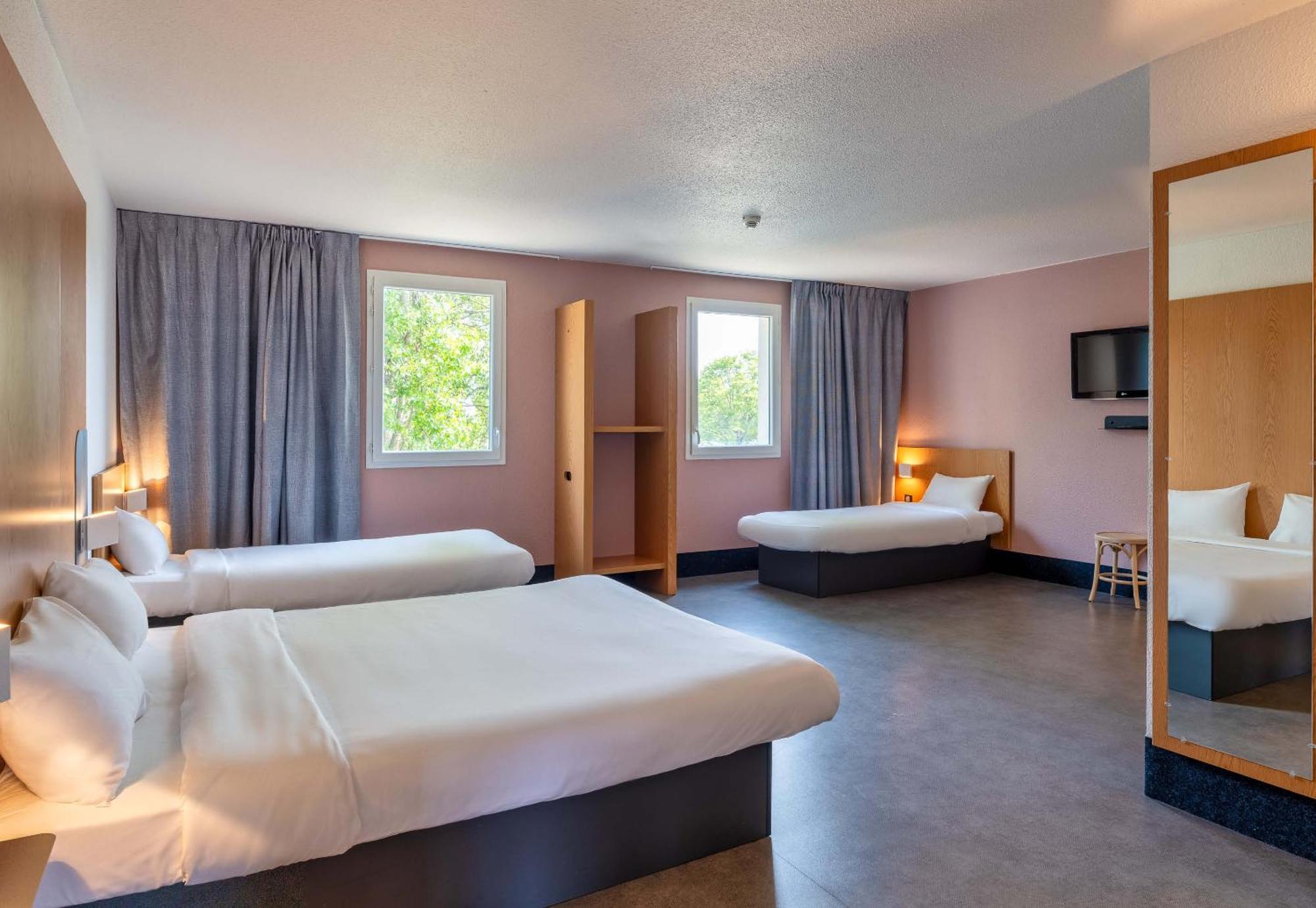 บีแอนด์บี โฮเทล ลียง ยูเร็กซ์โป ชาสซิเยอ Hotel ชาสชูว์ ภายนอก รูปภาพ