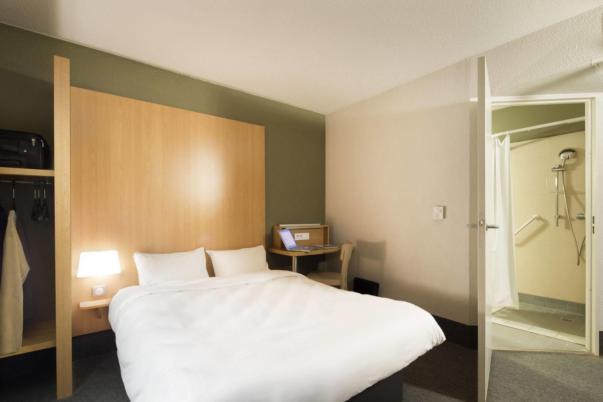 บีแอนด์บี โฮเทล ลียง ยูเร็กซ์โป ชาสซิเยอ Hotel ชาสชูว์ ภายนอก รูปภาพ