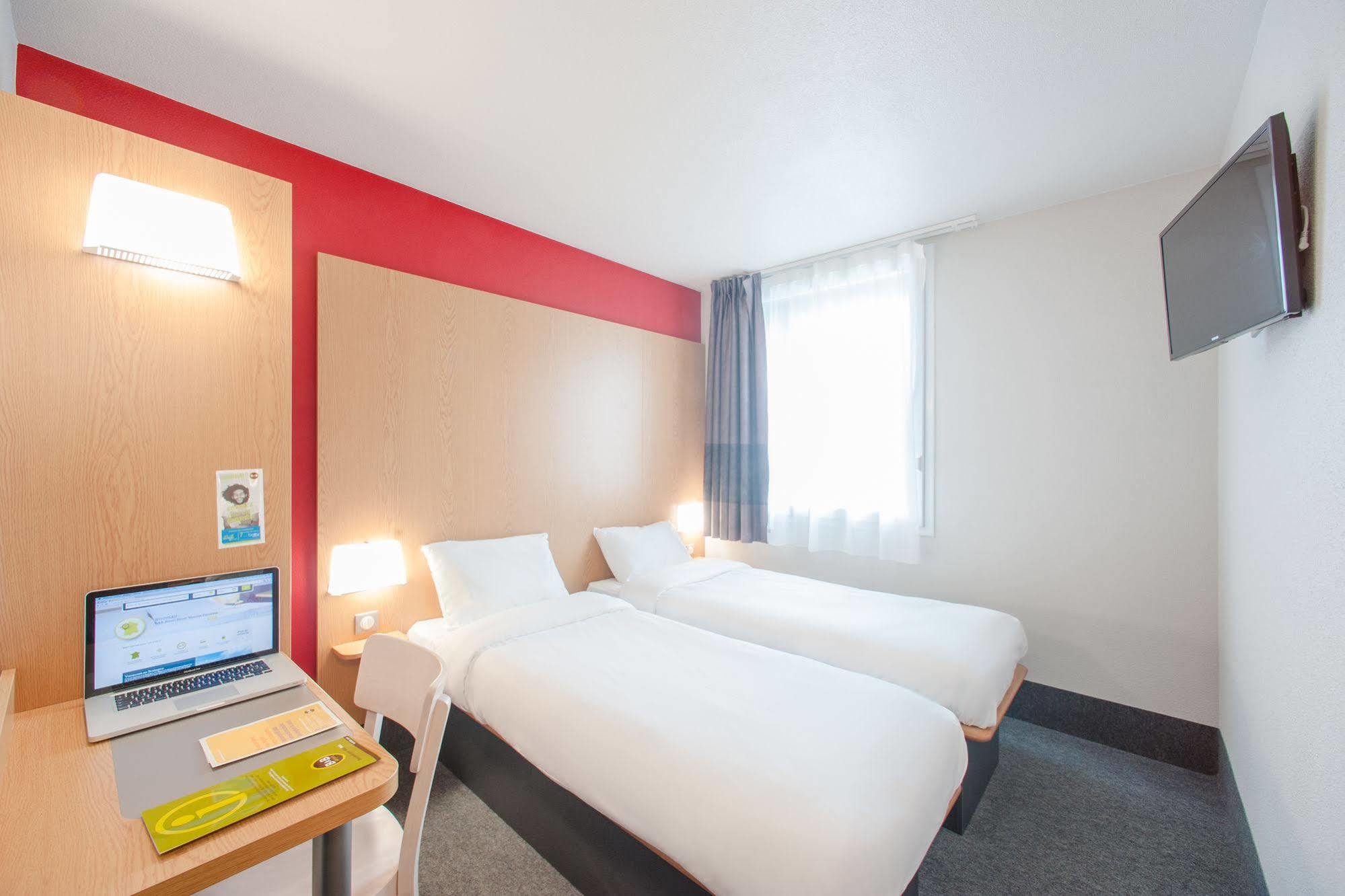 บีแอนด์บี โฮเทล ลียง ยูเร็กซ์โป ชาสซิเยอ Hotel ชาสชูว์ ภายนอก รูปภาพ